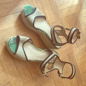 Tahari platform sandals